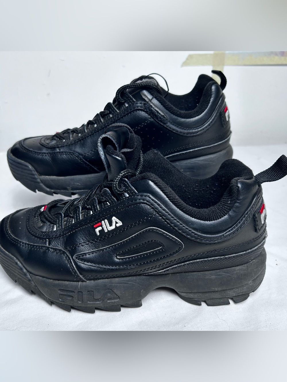 FILA Women’s  Black Leather Chunky Trainer - Classic Sneaker size 7